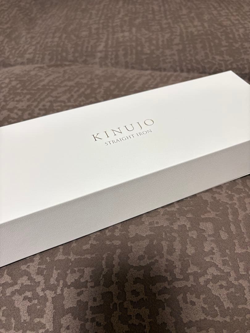 KINUJO ストレートアイロン ホワイトLM225