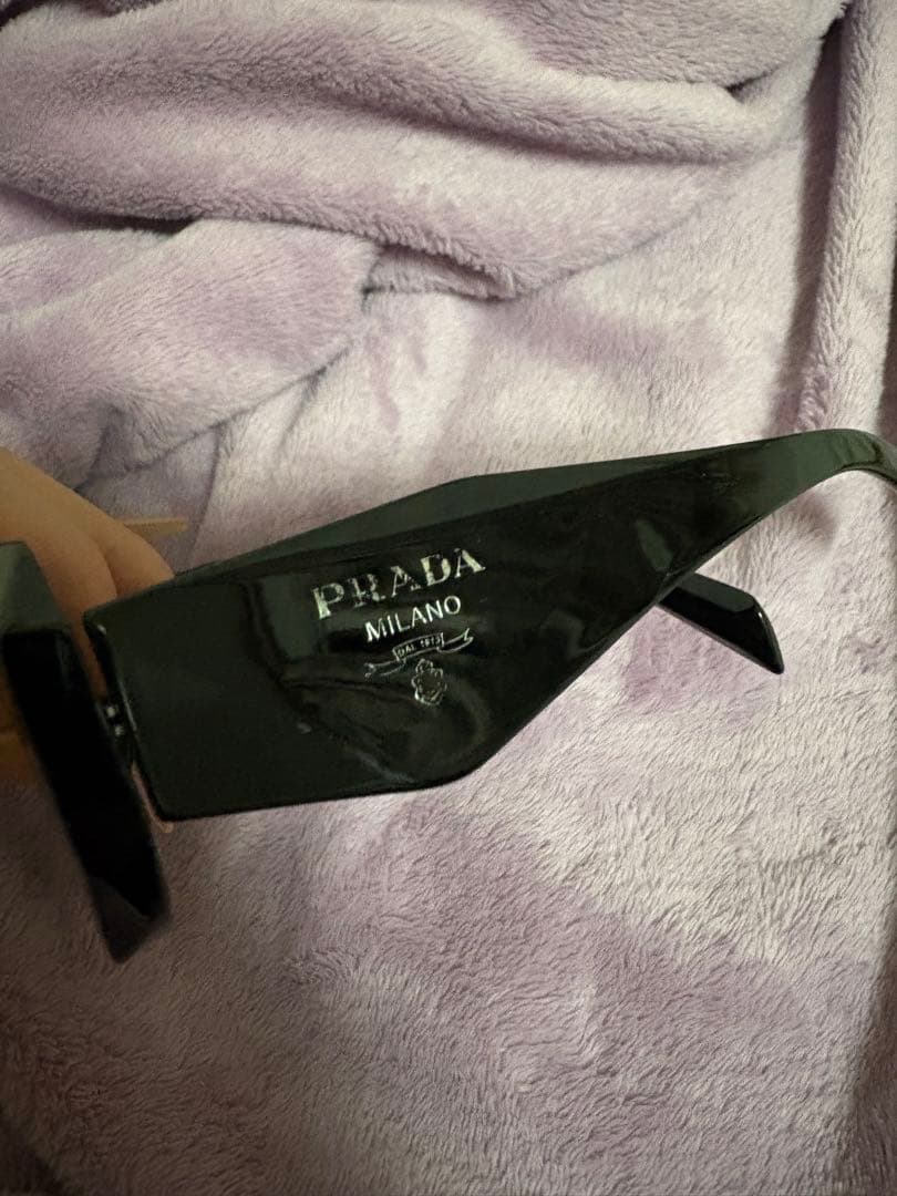 5G　PRADAサングラス