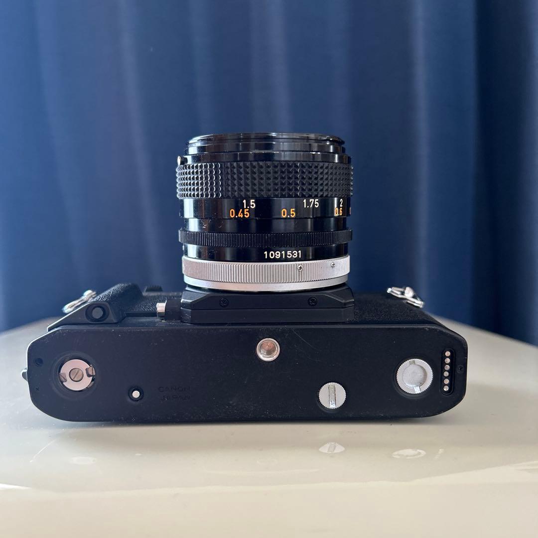 フィルムカメラ Canon new F-1