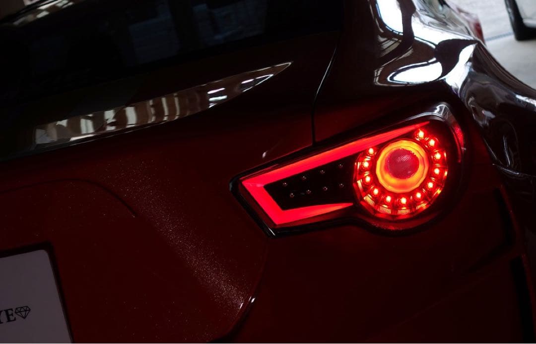 ☆新品未使用品☆クリスタルアイ86ファイバーテール★シーケンシャル★ブラック