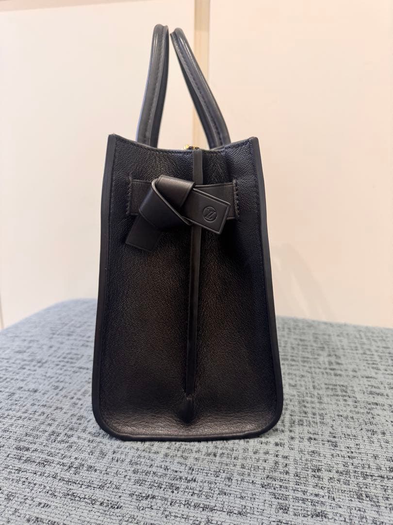 のり【正規品】Louis Vuitton ヴェリートート　ブラック