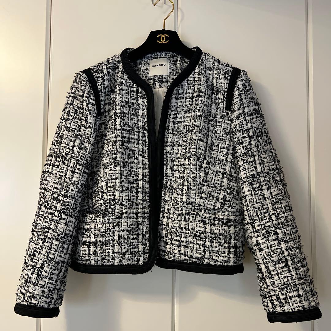 SANDRO ノーカラージャケット 38サイズ ホワイト・ブラック