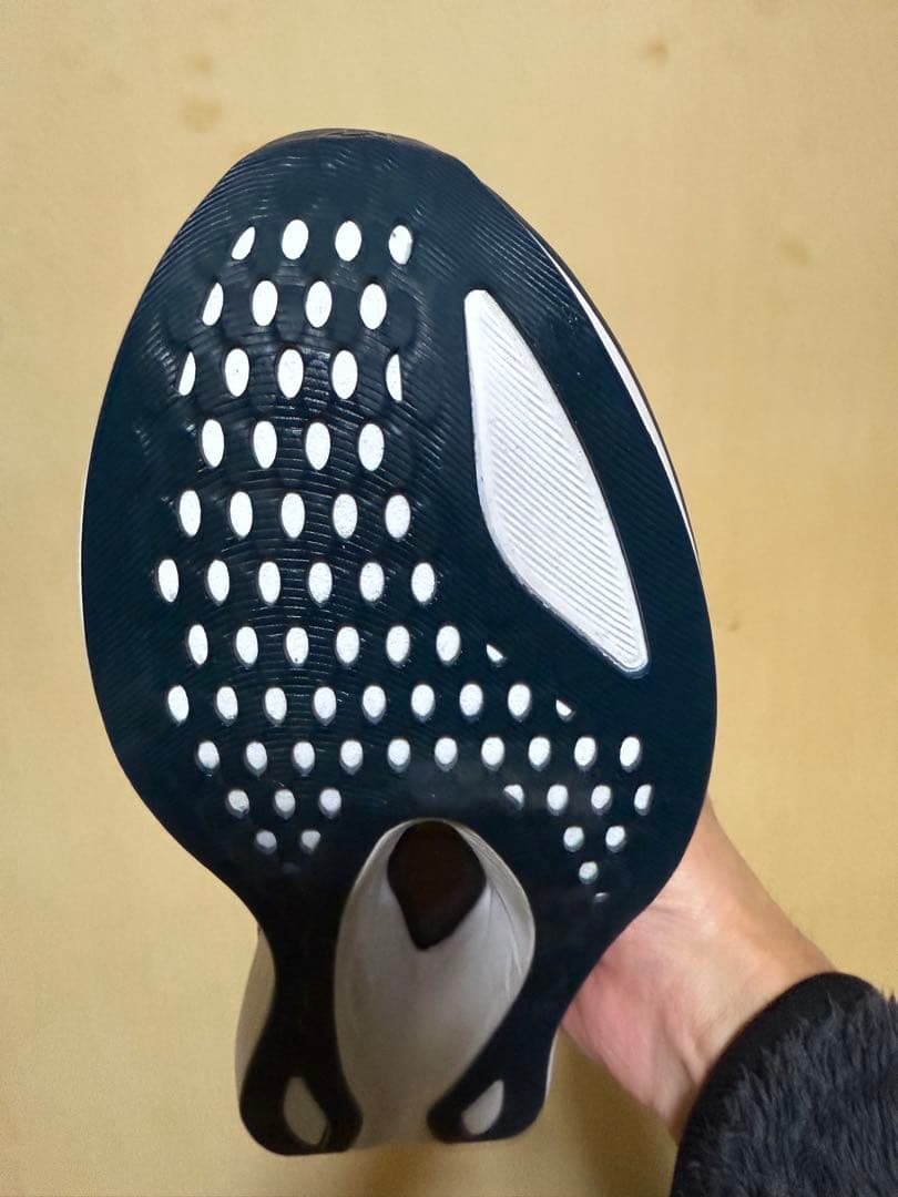 asics マジックスピード4 ネイビー/イエロー