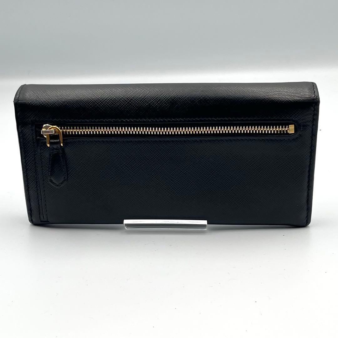 PRADA ブラック 長財布　二つ折り　サフィアーノレザー　ゴールドロゴ　小銭入