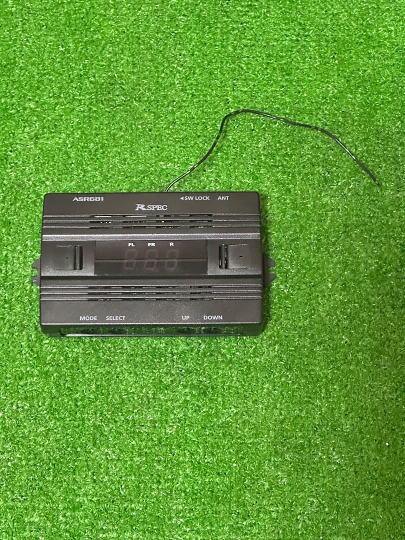 レクサス USF40/UVF45エアサスペンションコントローラーASR681II