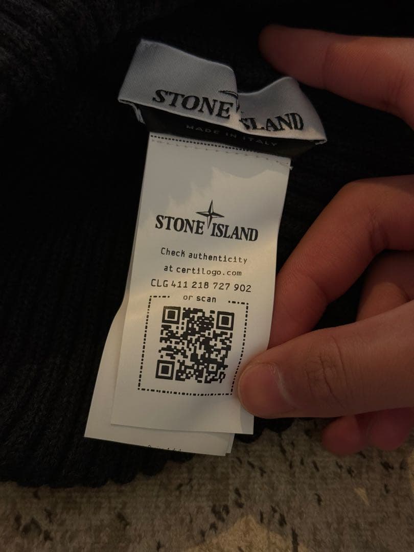 STONE  ブラック ニット帽　ビーニー