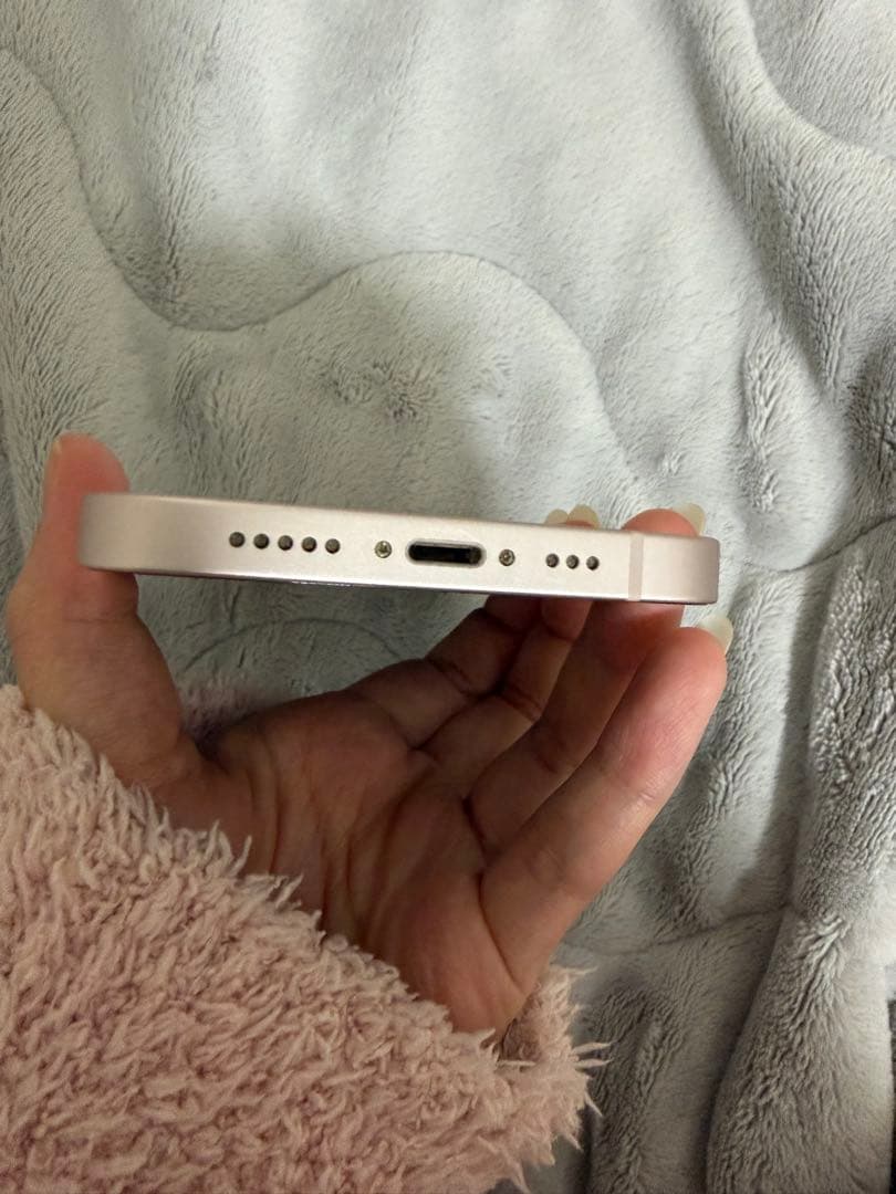 iPhone 13 256GB ピンク 本体【外箱＋付属品あり】