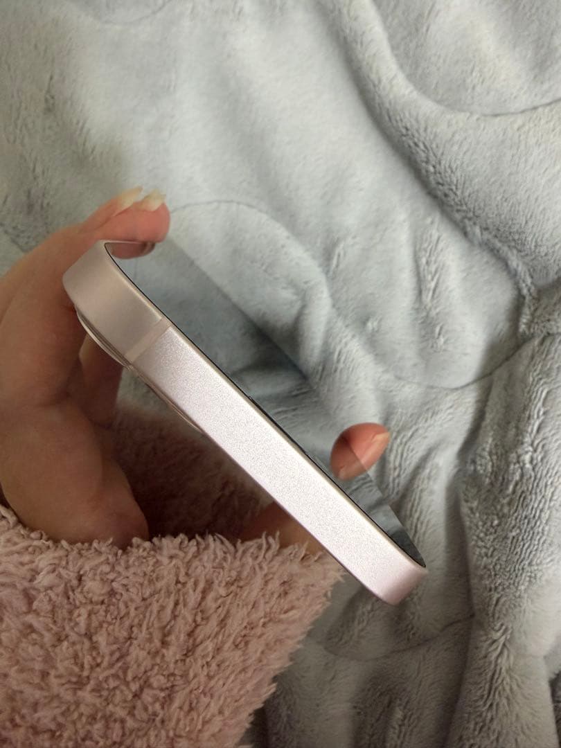 iPhone 13 256GB ピンク 本体【外箱＋付属品あり】