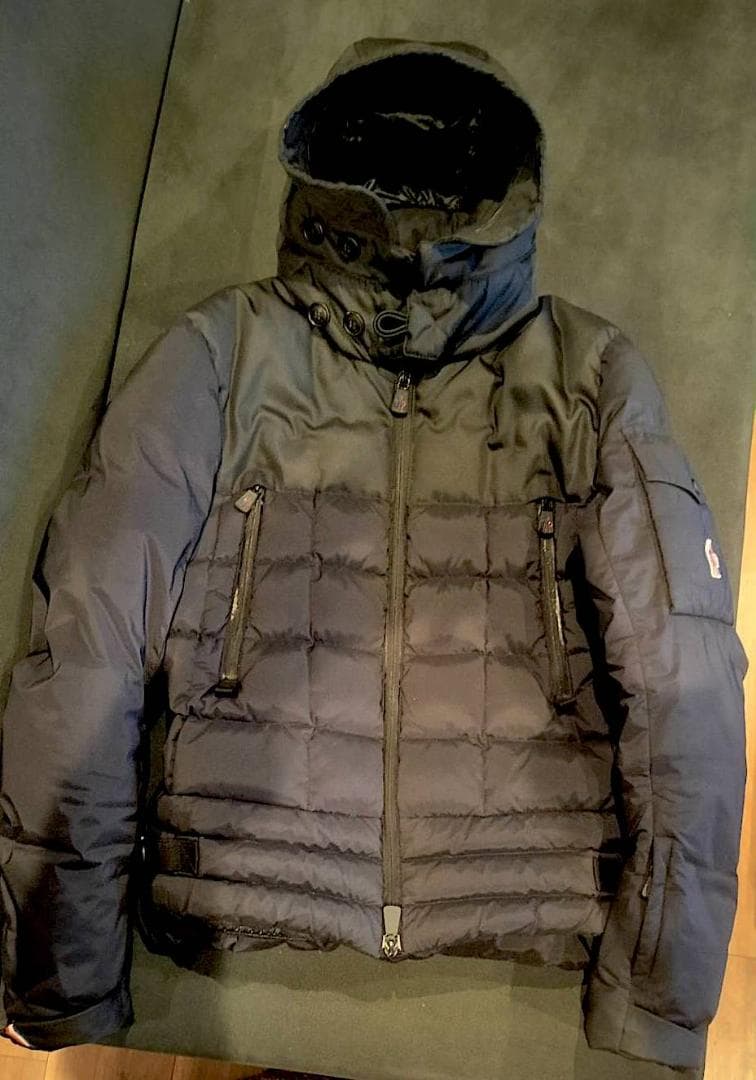 MONCLER GRENOBLE CHASSERON　モンクレール