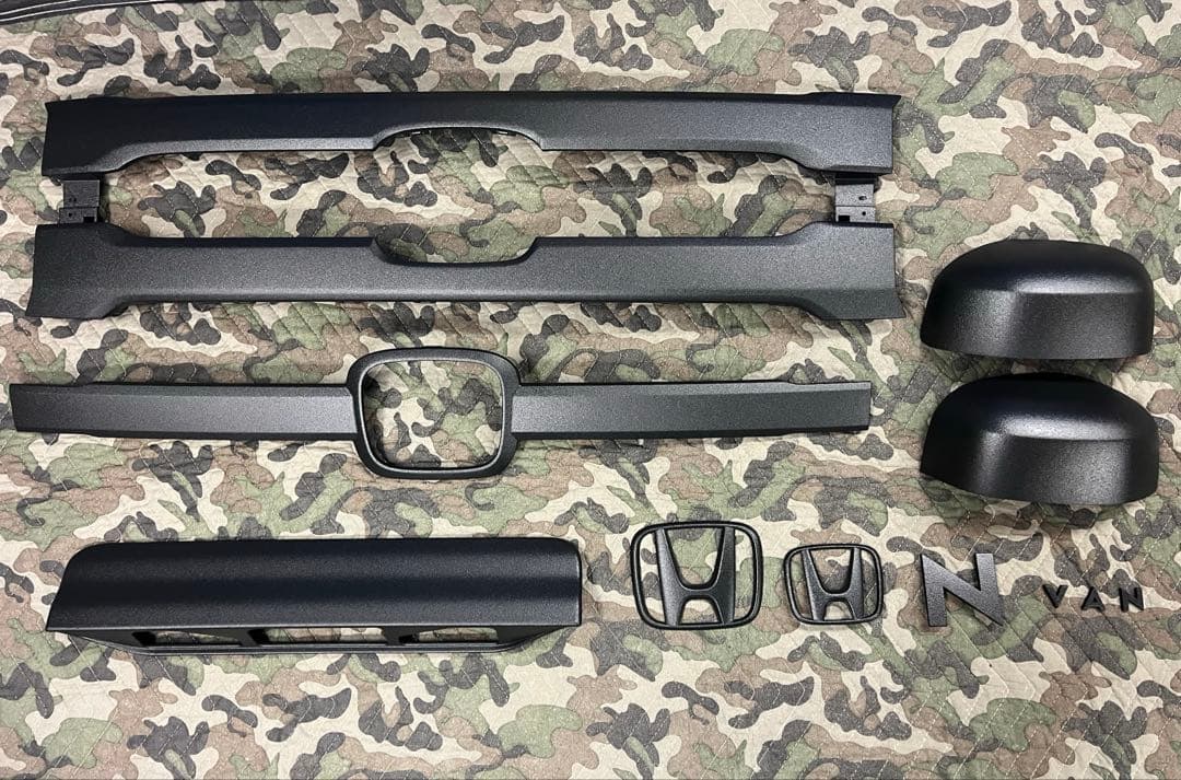 N-VANフロントグリル リア　ガーニッシュ　ミラーカバー　ラプターライナー塗装