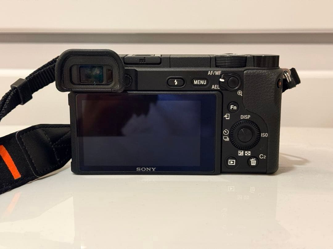 【超美品】 SONY α6400 ダブルズームレンズキット