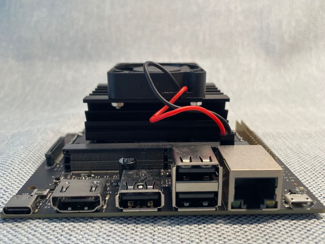 JETSON NANO開発者キット 2GB（ケース付きとケースなしの2個）