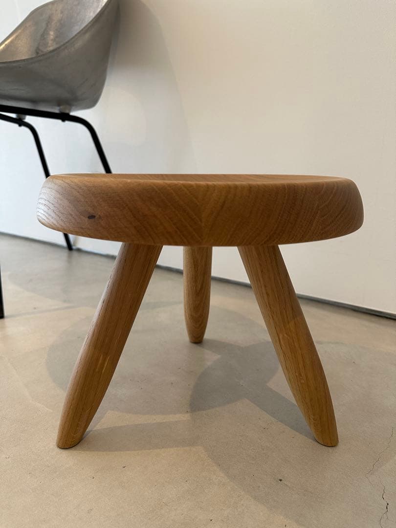 シャルロットペリアン　ベルジェスツール　カッシーナ