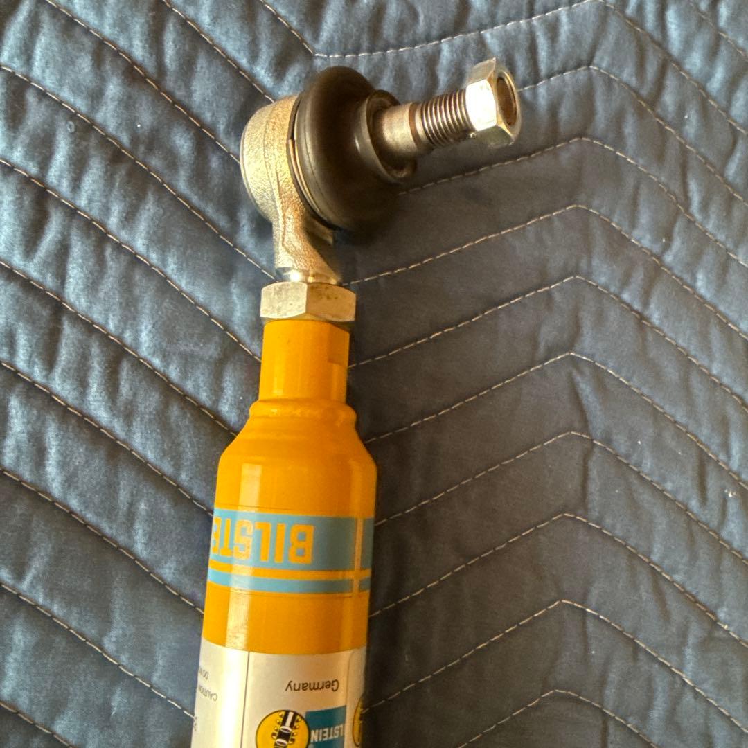 ジムニーシエラJB74用ビルシュタインステアリングダンパー　スポーツ