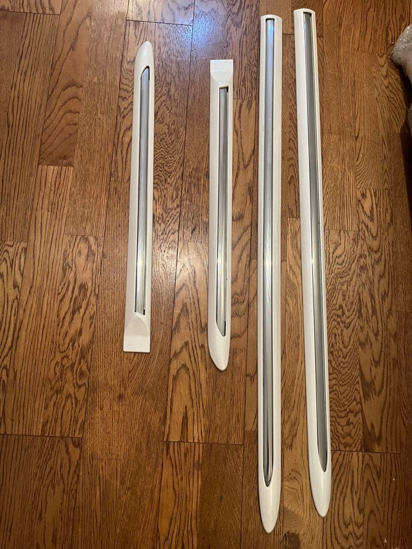 200系 クラウン 純正オプション サイドモール