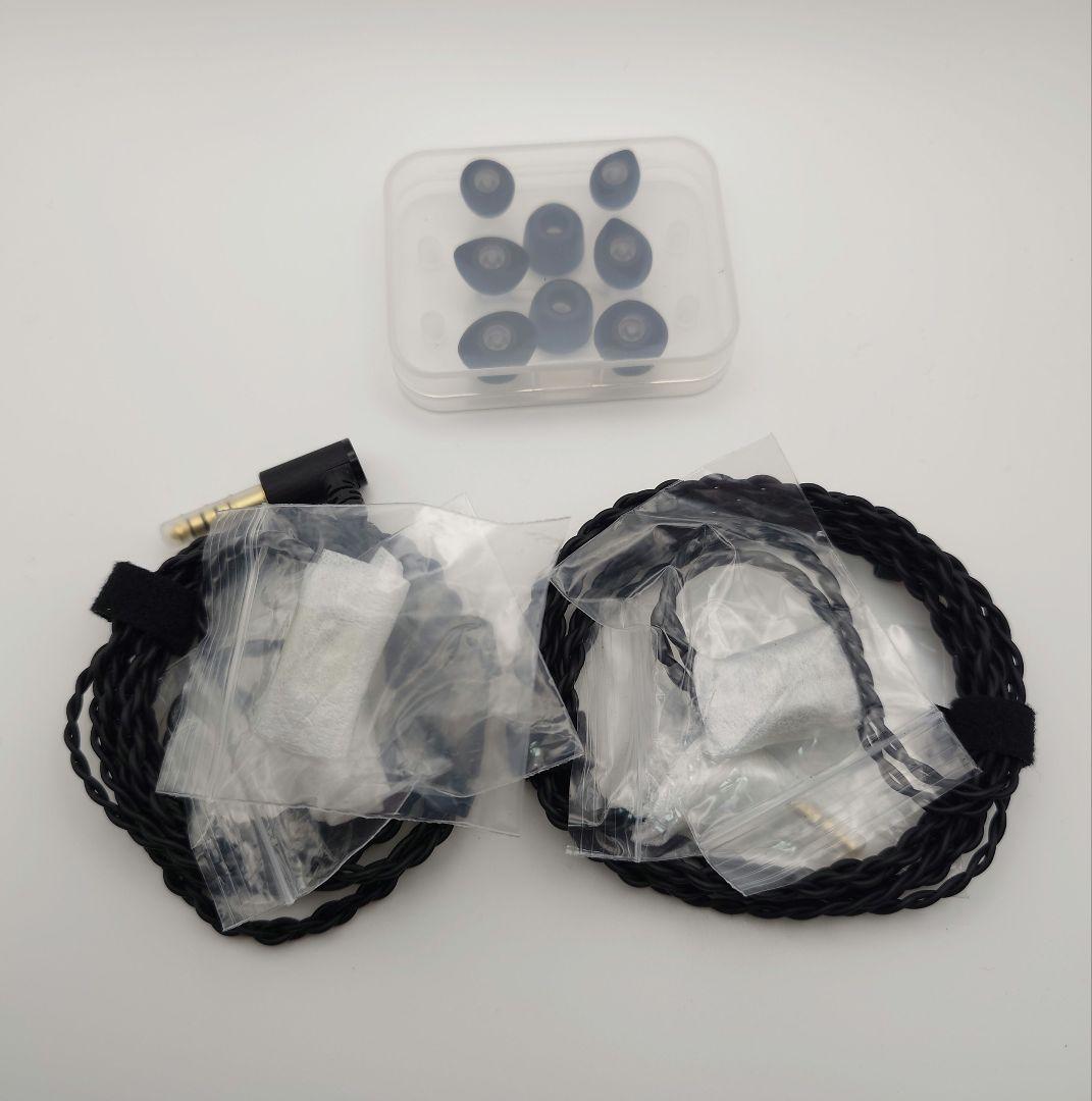 MADOO イヤホン Typ821 (ケーブルおまけ)