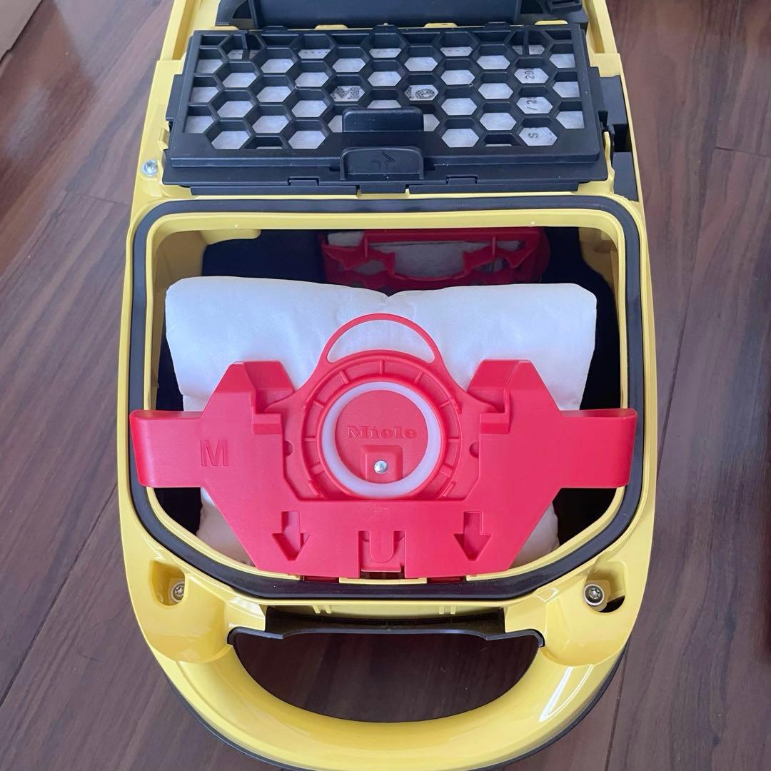 ミーレ Compact C2 Baby Care 掃除機　SDAO0