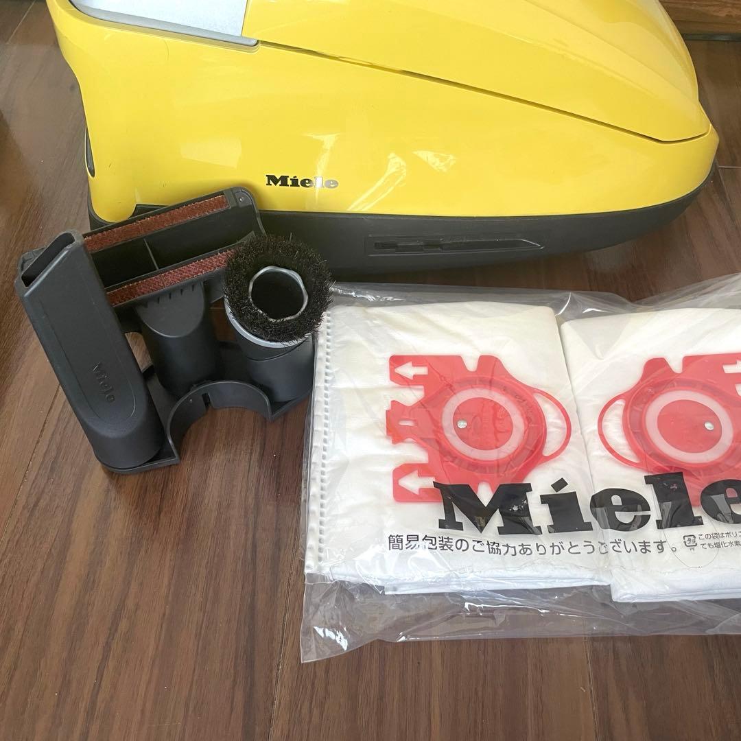 ミーレ Compact C2 Baby Care 掃除機　SDAO0