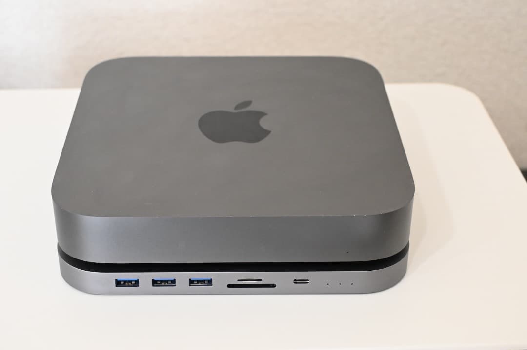 Apple Mac mini スペースグレー + ドッキングステーション