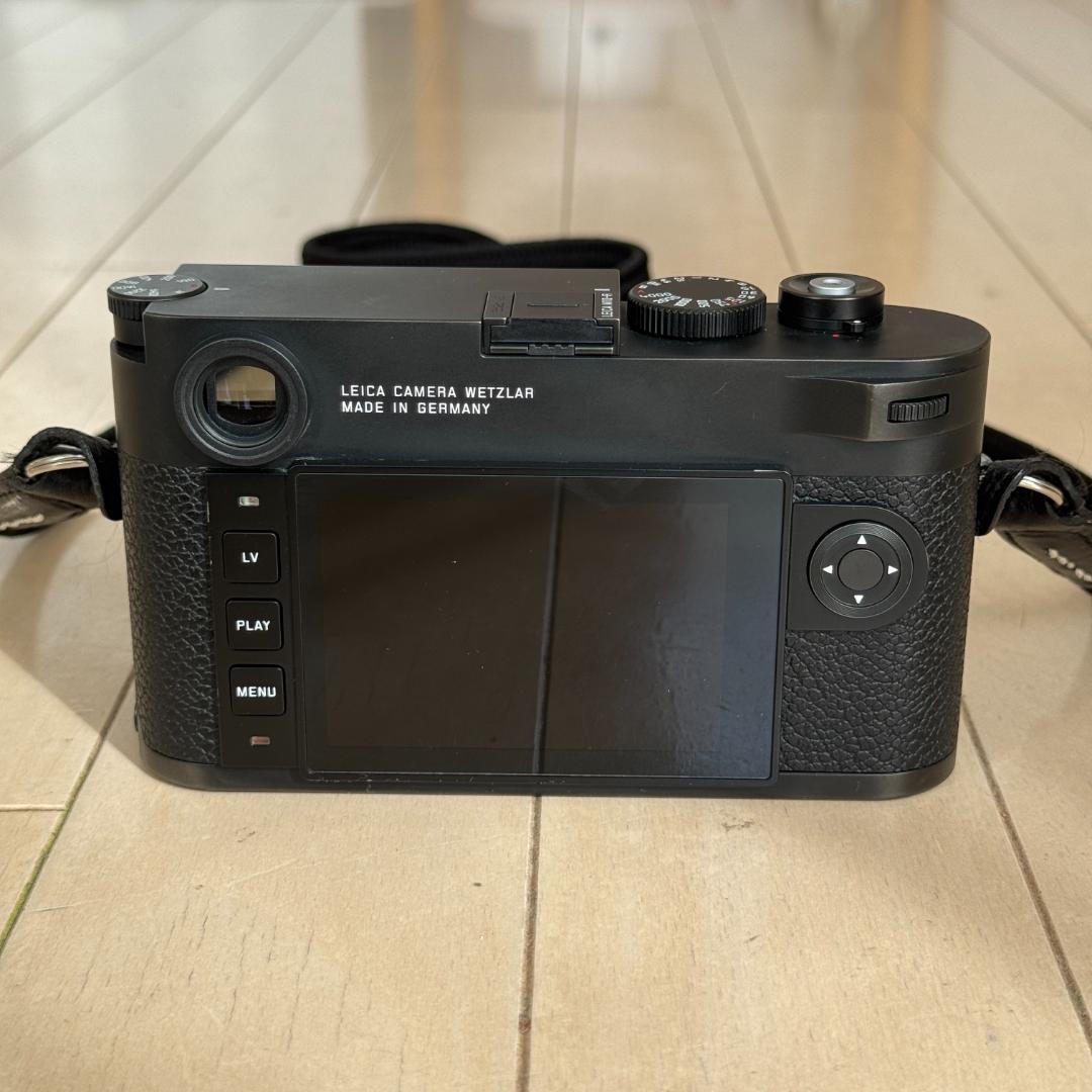 【良品】Leica M10-R ブラッククローム バッテリー2個 ストラップ付