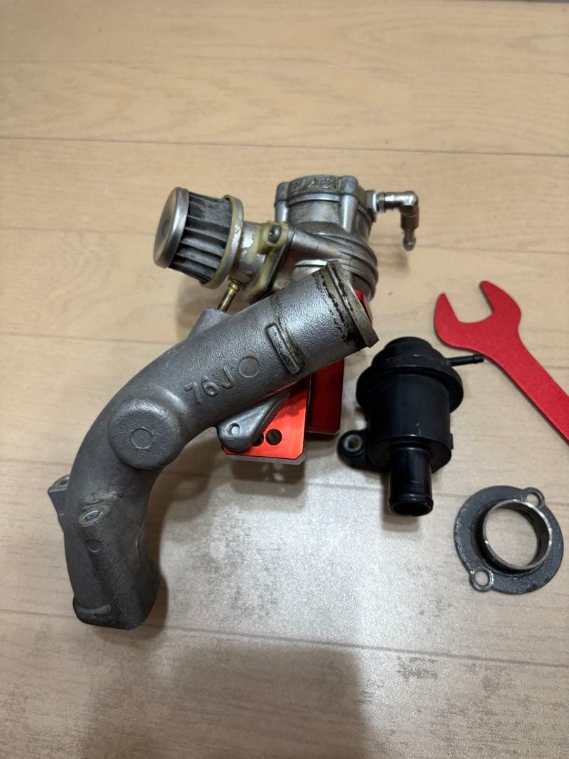 ジムニー　jb23 4型以降　ブリッツブローオフバルブ　ポン付け