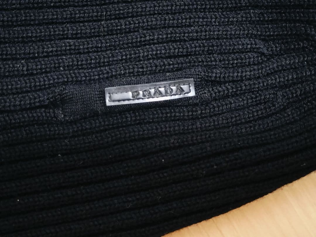 PRADA ブラック リブ編み ビーニー