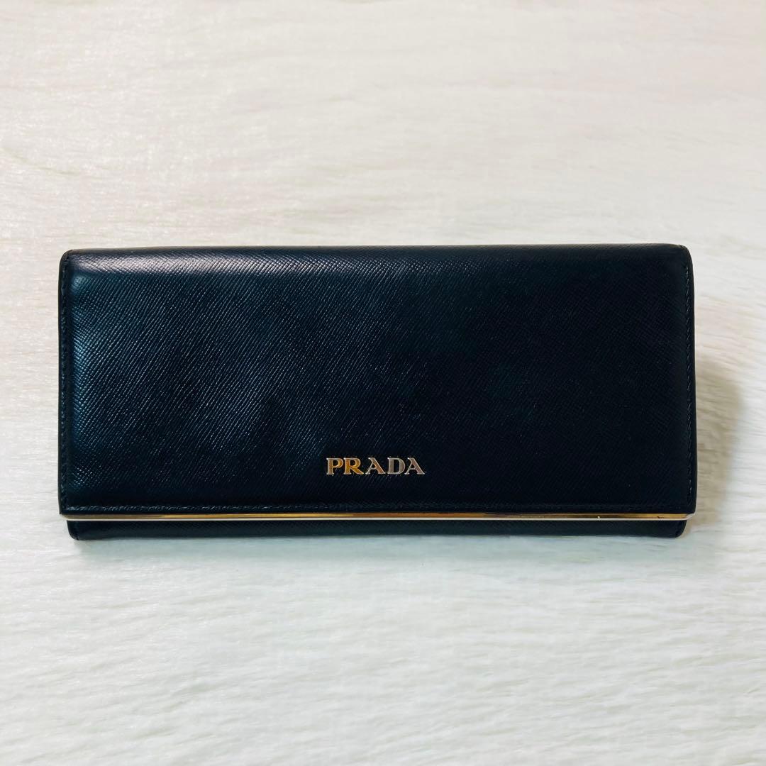 早い者勝ち　PRADA プラダ　二つ折り　ロングウォレット　プレート　黒　大人気