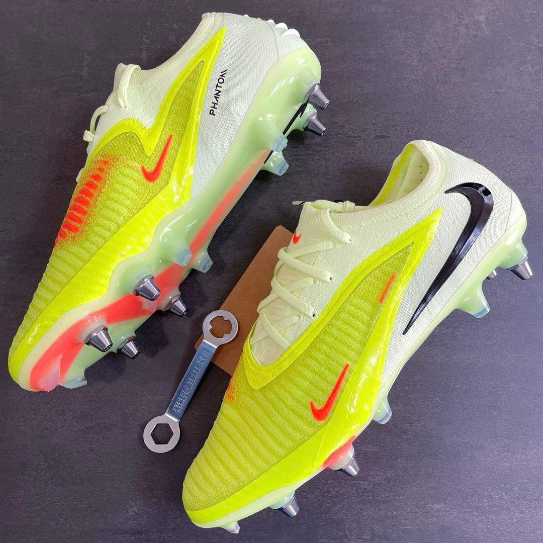 【新品】ファントム 6 LOW エリート SG-PRO 27.5cm