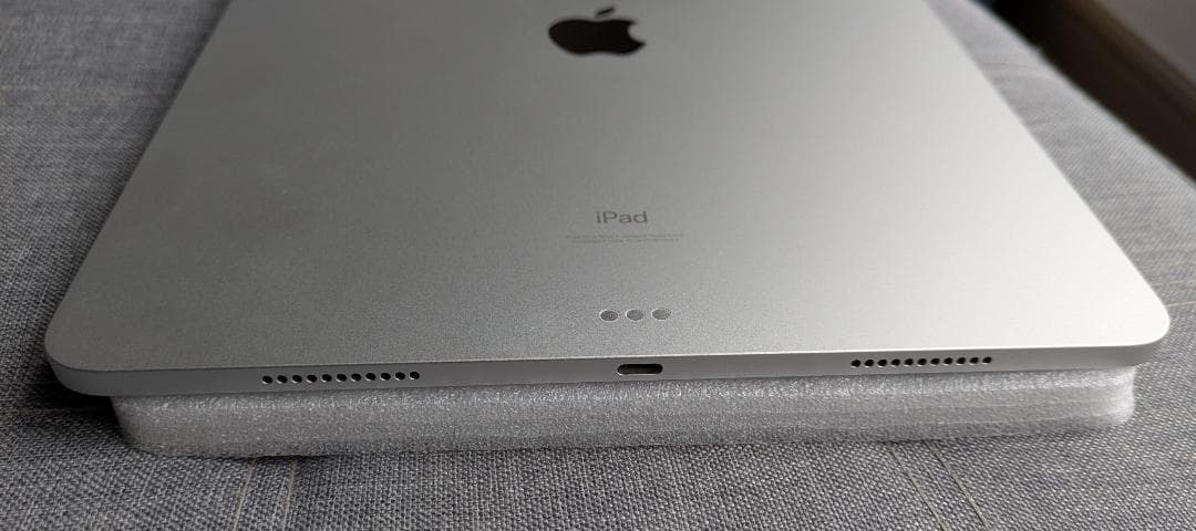 ペン＋キーボード 12.9インチiPad Pro Wi-Fi 128GB第5世代