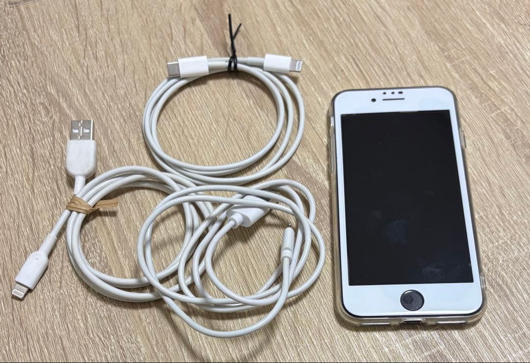 Apple iPhone SE 3 128GB 第三世代 se3