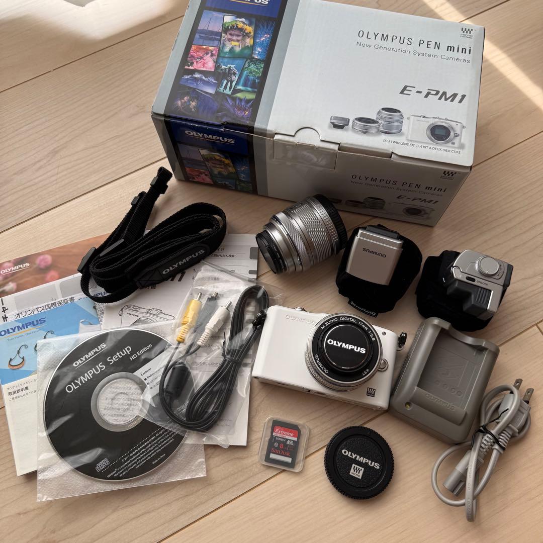 OLYMPUS E-PM1 ツインレンズキット/ビューファインダー付