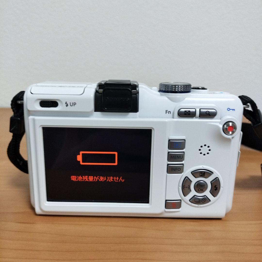 【美品】OLYMPUS PL1s ミラーレスカメラ 　レンズ２本