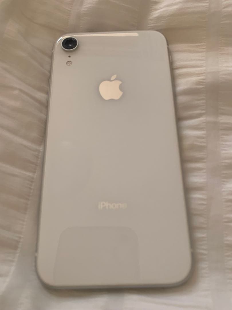 Apple iPhone XR ホワイト 本体　ジャンク⭐︎