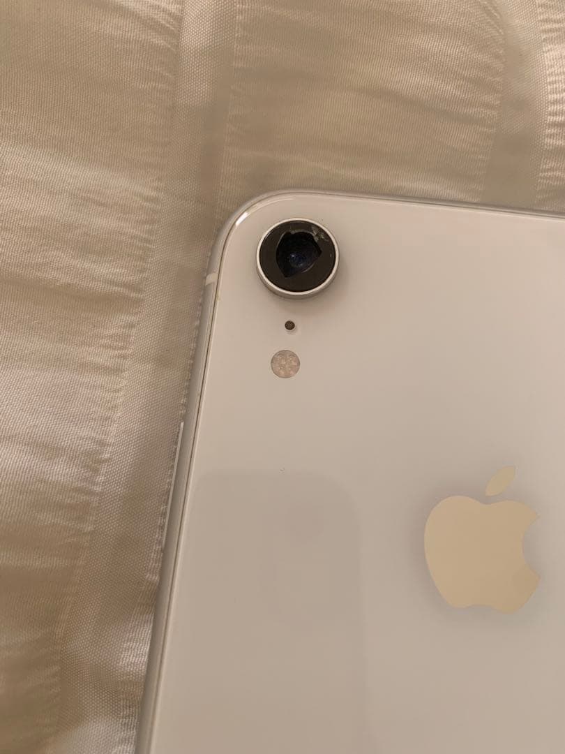 Apple iPhone XR ホワイト 本体　ジャンク⭐︎