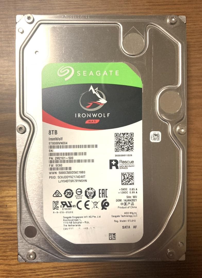 Seagate シーゲート ST8000VN004（3.5 HDD 8TB）