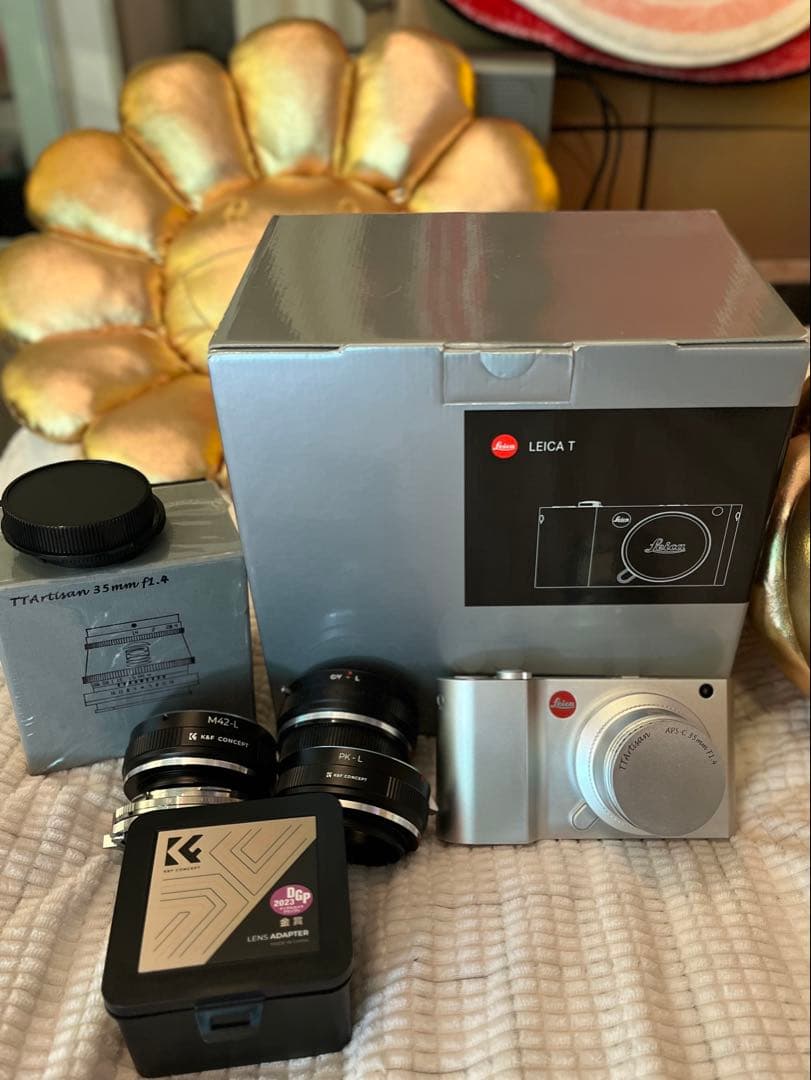 美品 Leica T (typ 701) シルバー レンズ&アダプター付セット
