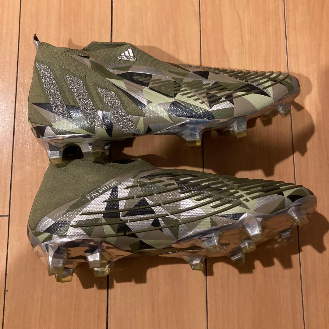 お*ん様 アディダス　プレデター　PREDATOR スワロフスキー　クリスタル
