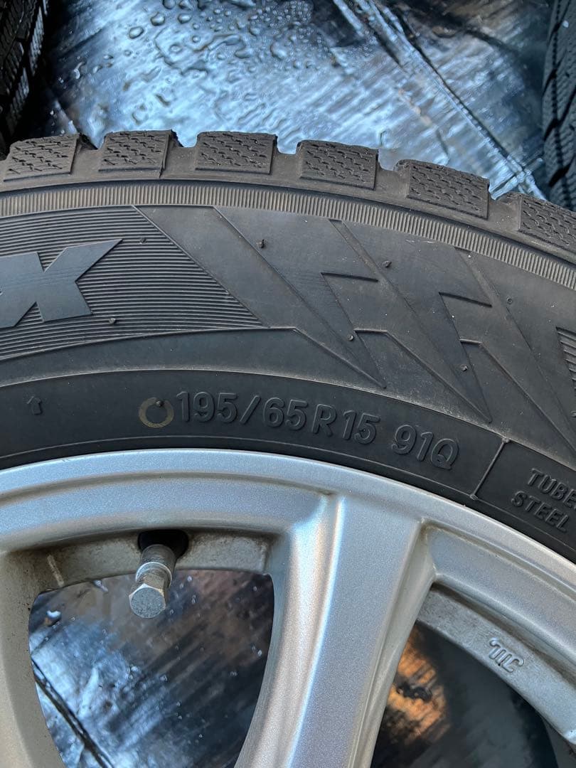 ロ*ー様 15インチ タイヤ（スタッドレスタイヤ）・ホイールセット 4本