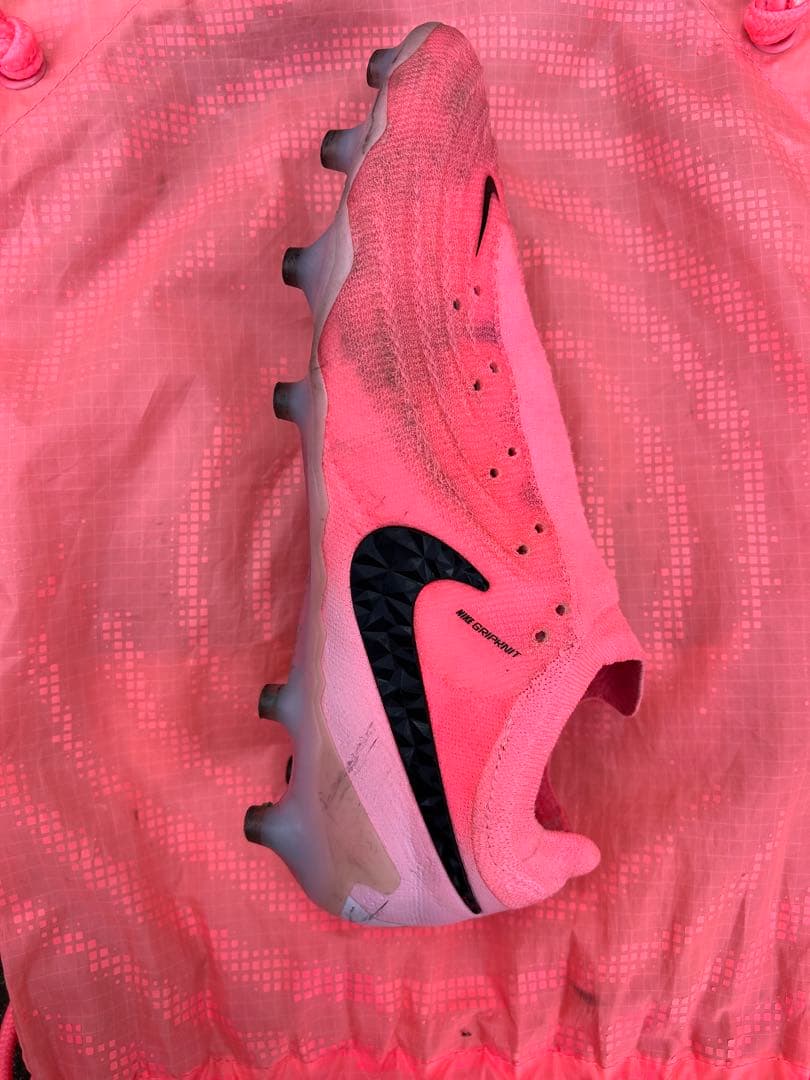 Nike サッカー スパイク ファントム AG ピンク ナイキ