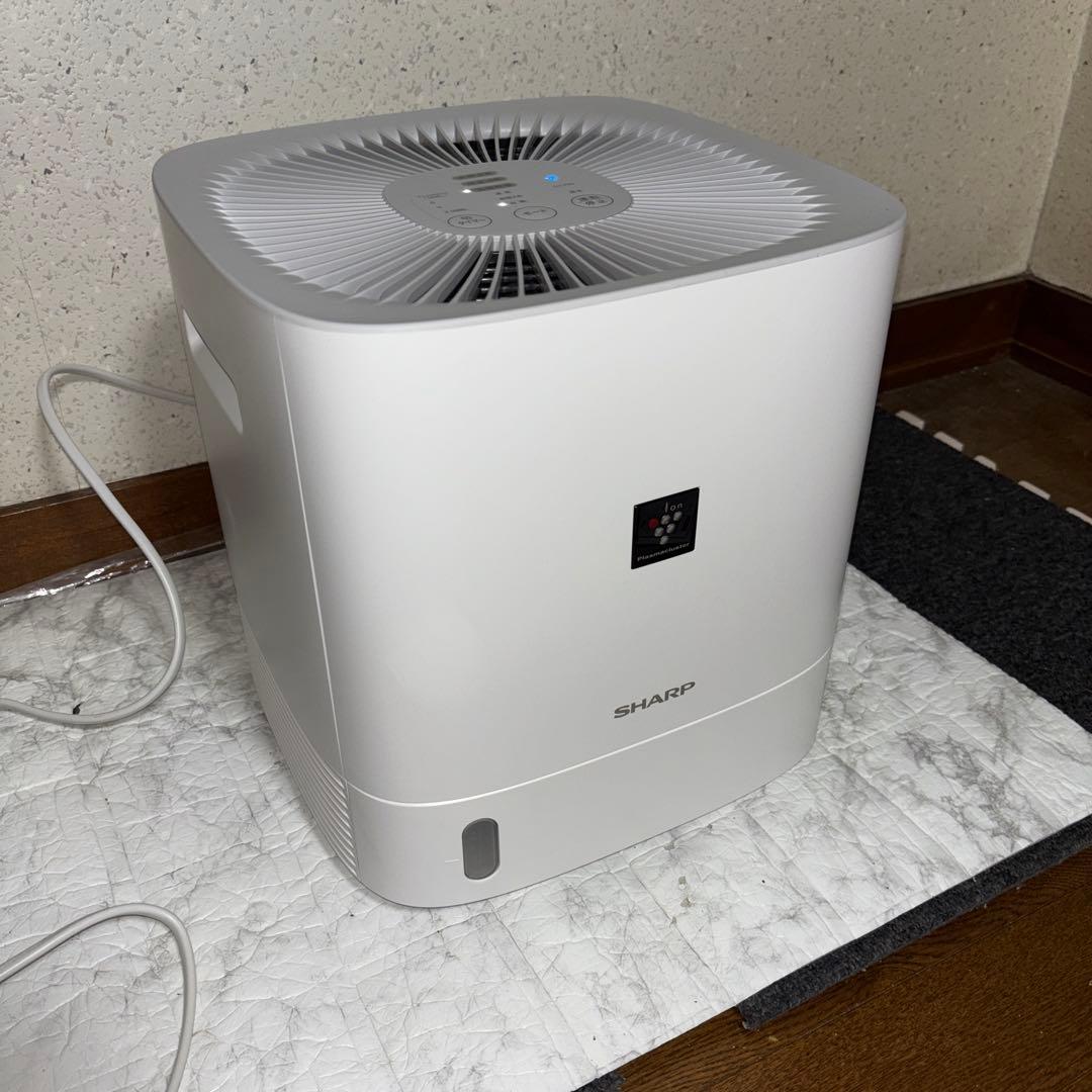 【2022年製】SHARP衣類乾燥除湿機　CV-P60-W