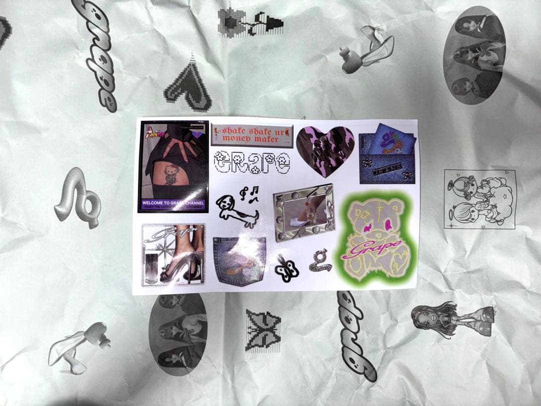 Grape 靴　シューズ　レア　シルバー　ピンク　シール付き　箱付き　240mm