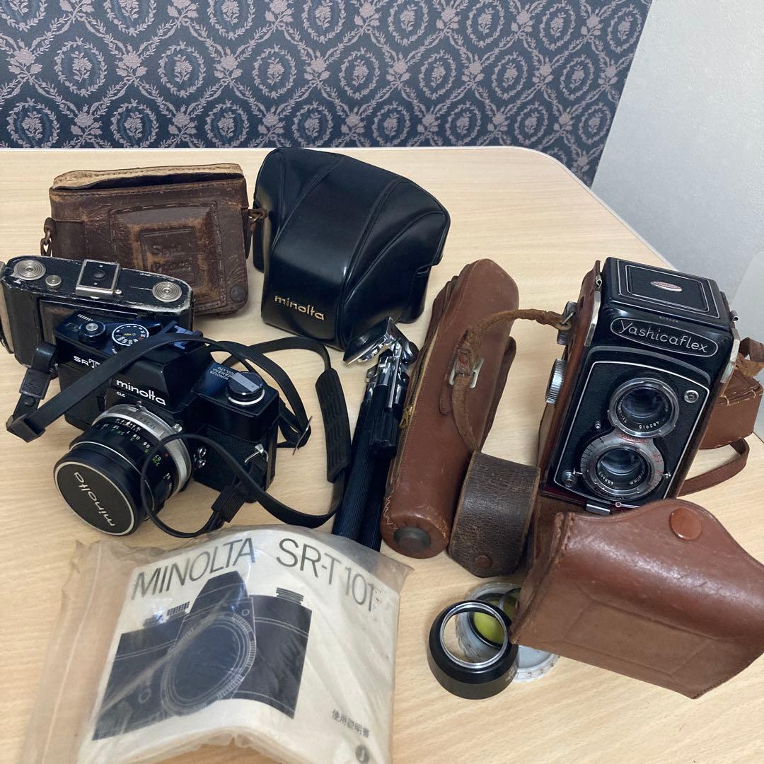 ジャンク品　カメラ3台と三脚(MINOLTAとYASHICAFLEXと？)