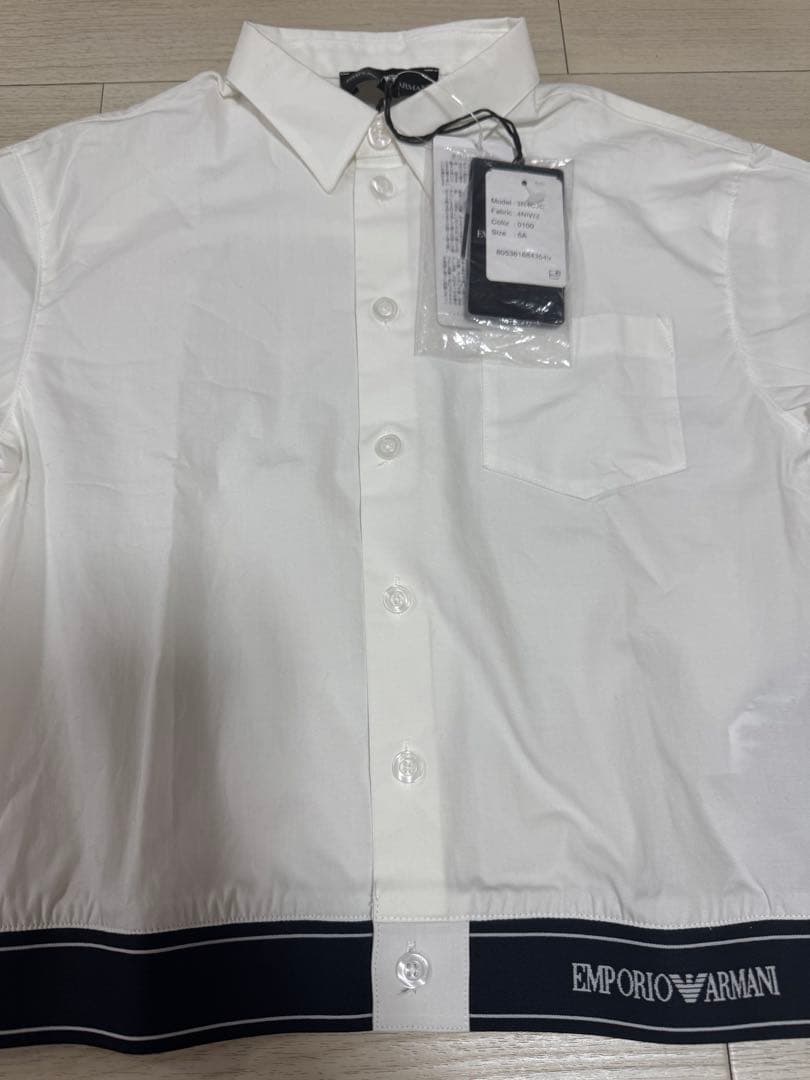 【新品未使用タグ付き】エンポリオアルマーニ　ホワイトシャツ　6A（118cm）
