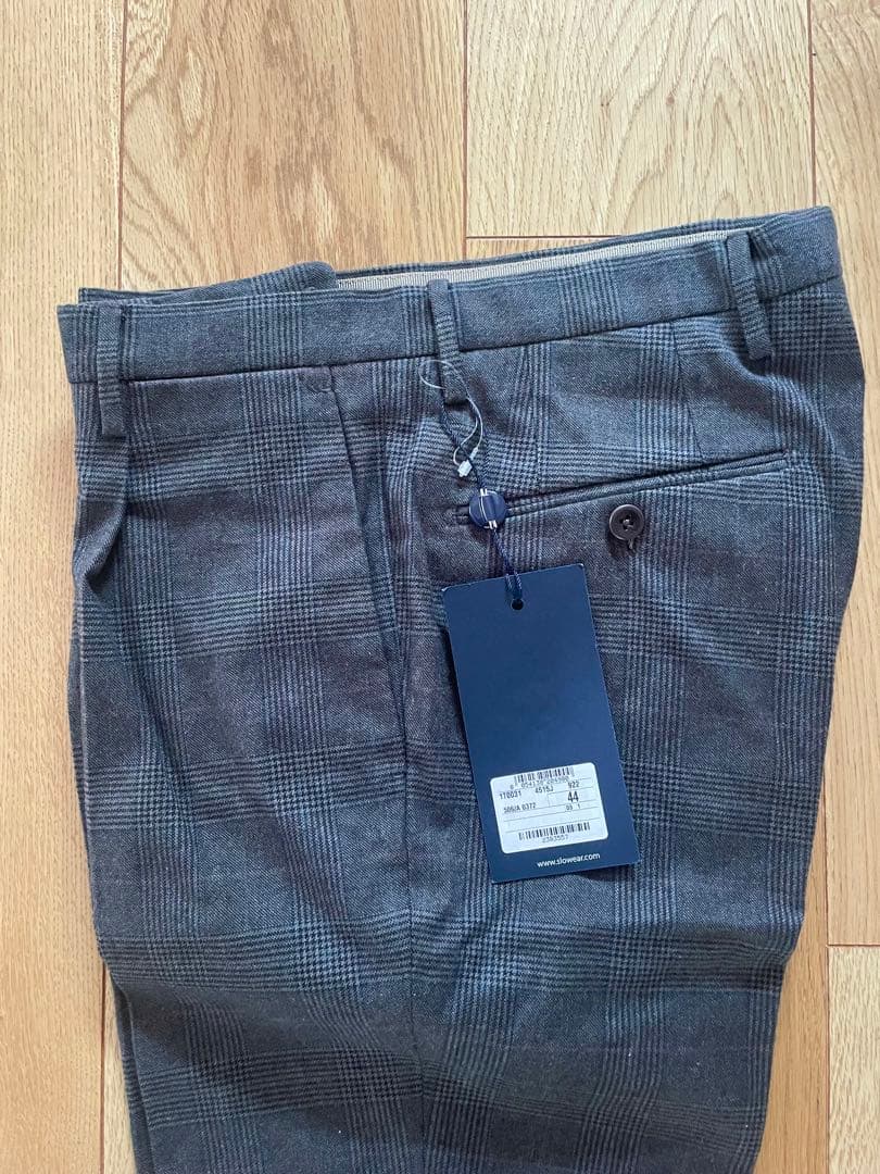 未使用品 インコテックス グレー チェック柄 スリムフィット スラックス 44