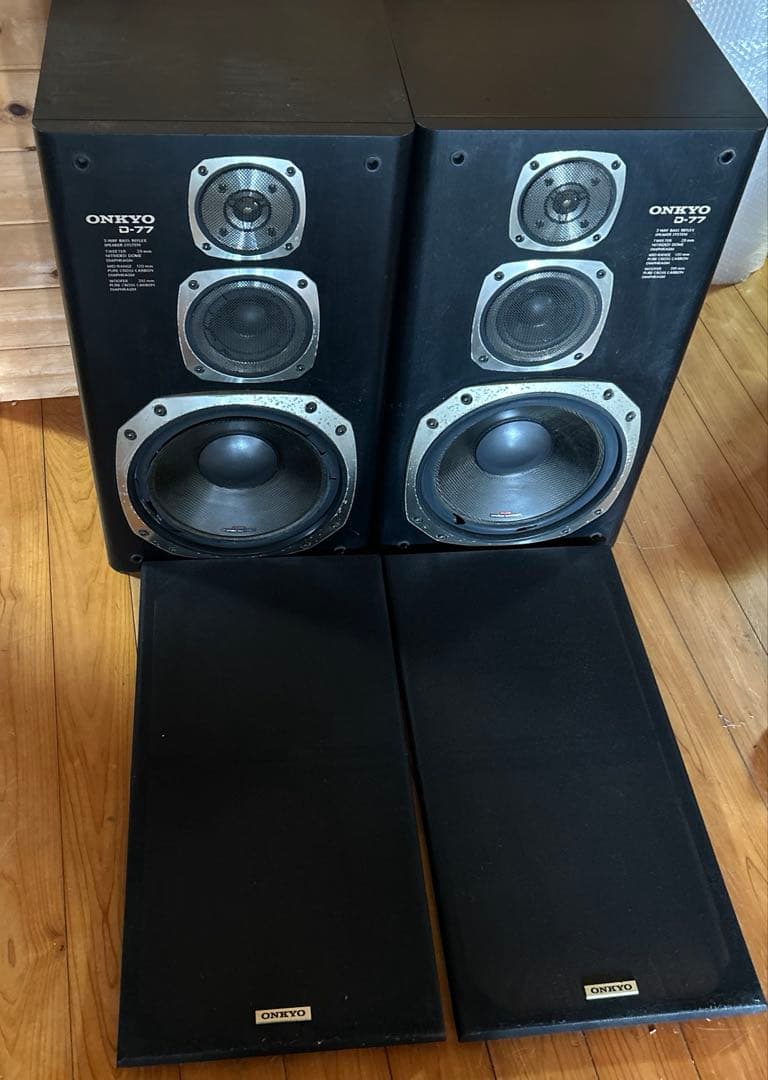 ONKYO 3ウェイ・スピーカーシステム　D-77