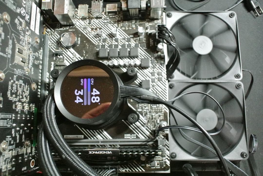 NZXT KRACKEN 240 簡易水冷クーラー　動作品