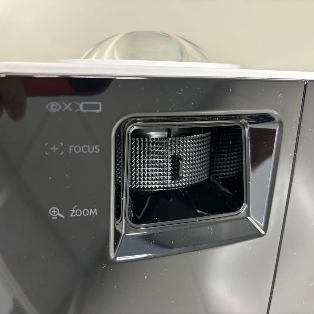 masaさん専用　短焦点プロジェクター　ほぼ新品　1回4時間のみ使用　DLP