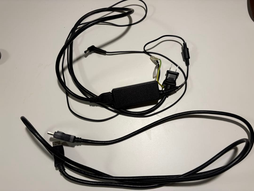 ASUS 165Hz ゲーミングモニター　ケーブルあり