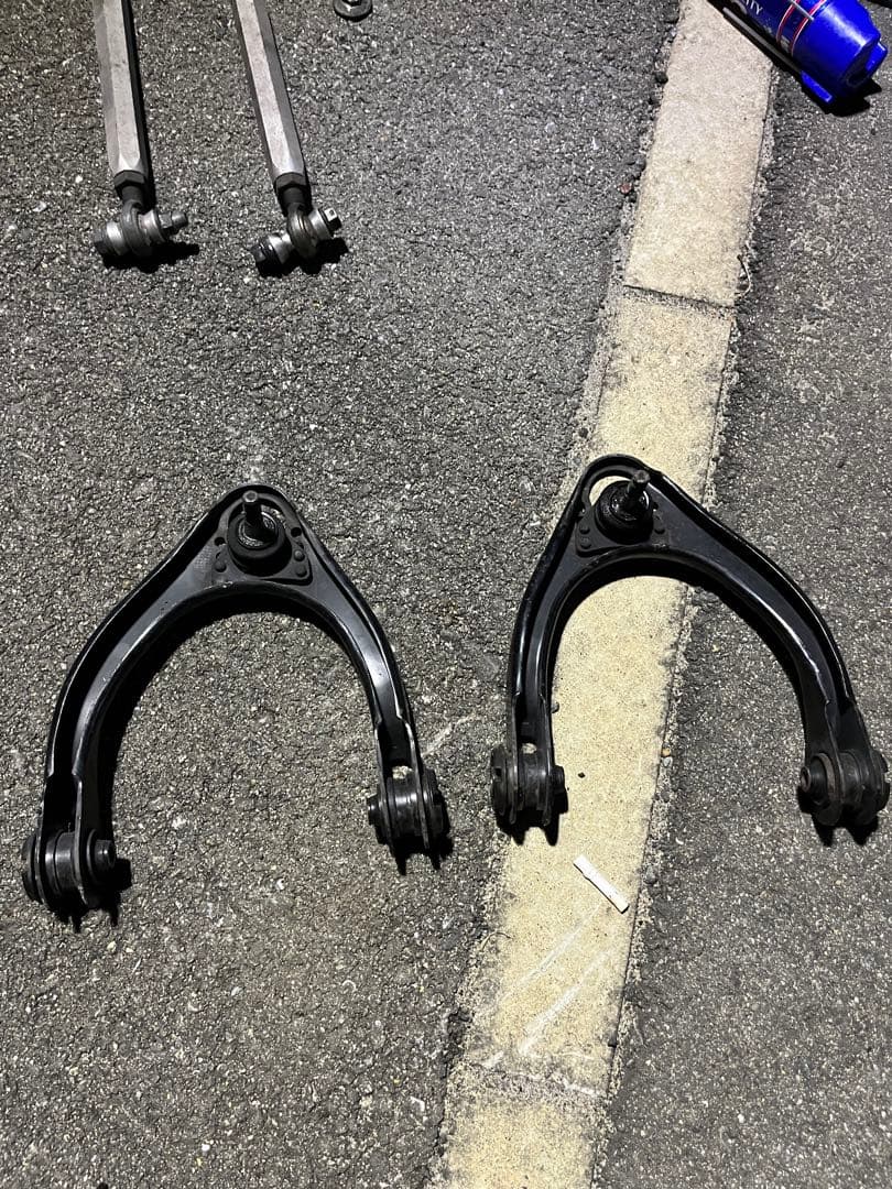 調整式アッパーアーム