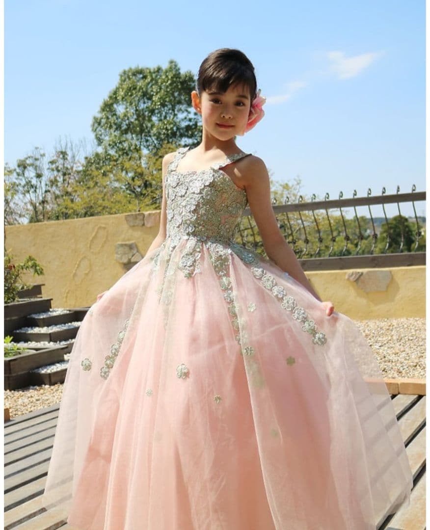 n*様 ベリージェネ　ドレス　130〜140ｃｍ 収納バッグ付き